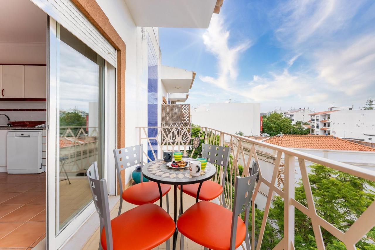 Peaceful 1 Bdr Apartment W/ Balcony By Lovelystay Almancil Kültér fotó